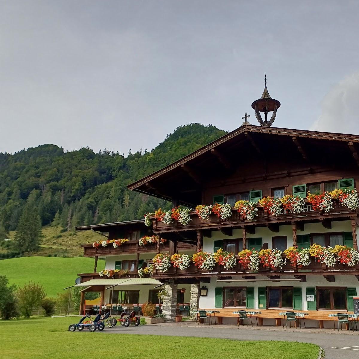 Restaurant "Landpension Altmühl" in Kirchdorf in Tirol