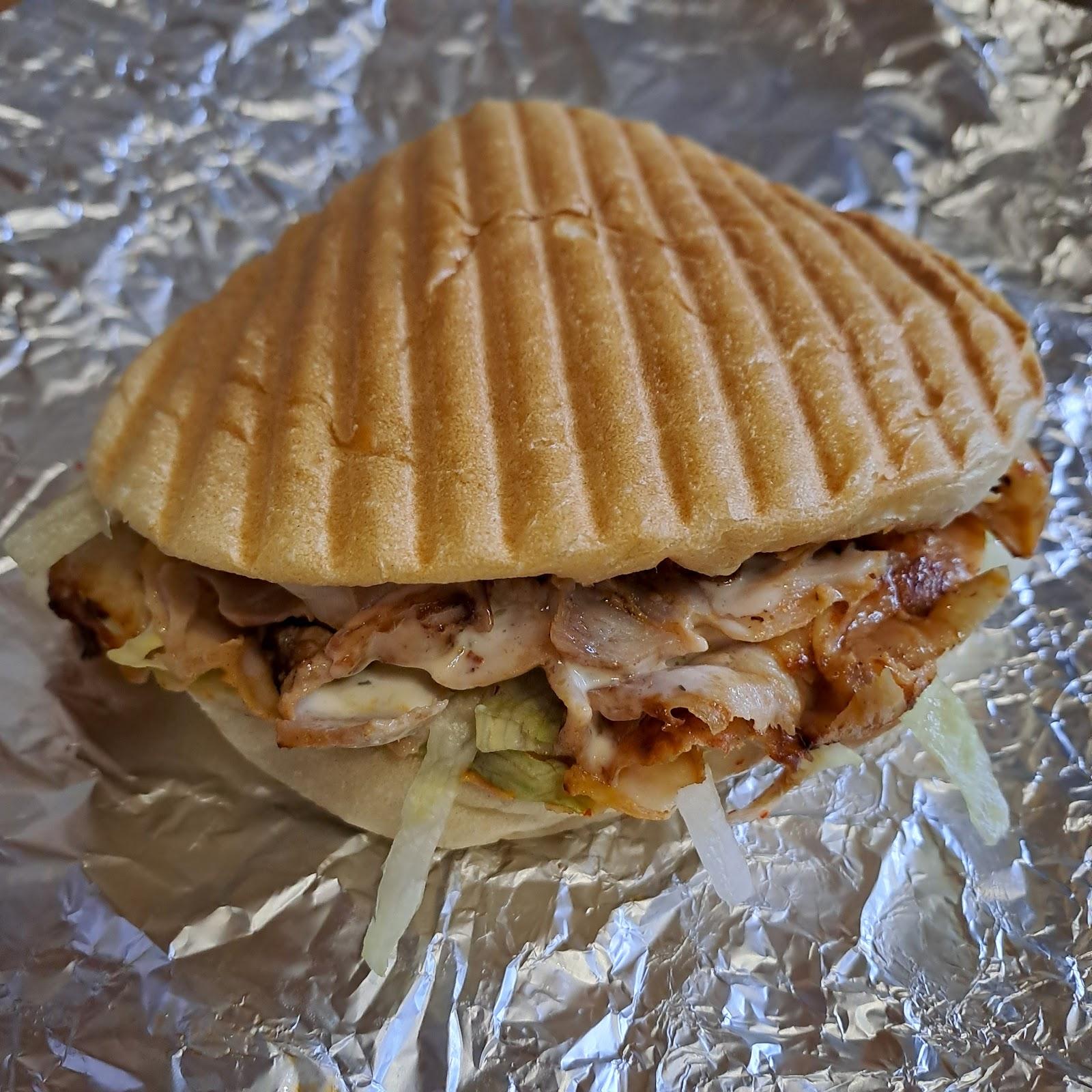 Restaurant "CRäZZY DöNER & CO." in Nittenau