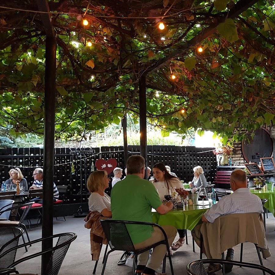 Restaurant "Bugs Gutsschänke" in Walluf