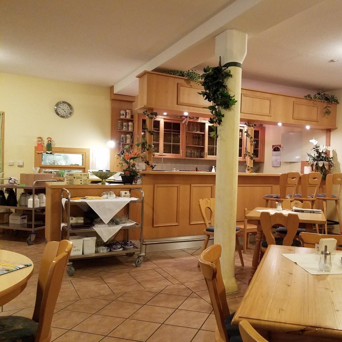 Restaurant "Troglauer Hof Café" in Kastl