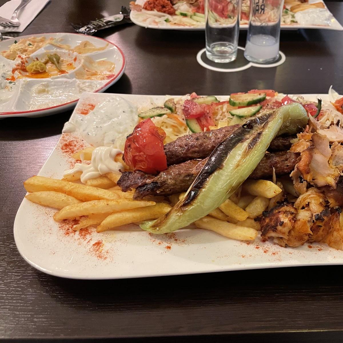Restaurant "er Grill - orientalische Spezialitäten (Ocakbasi)" in Detmold