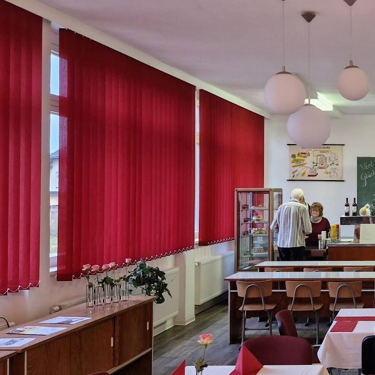 Restaurant "er Dörpladen - DAS etwas andere GASTHAUS & CAFÉ" in Alt Schwerin