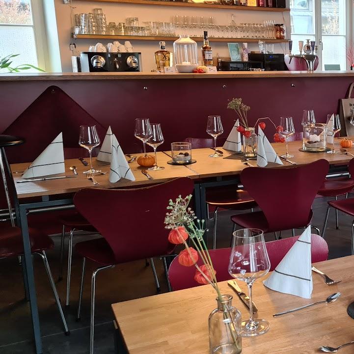 Restaurant "Nöis bistro alts schlachthuus" in Laufen