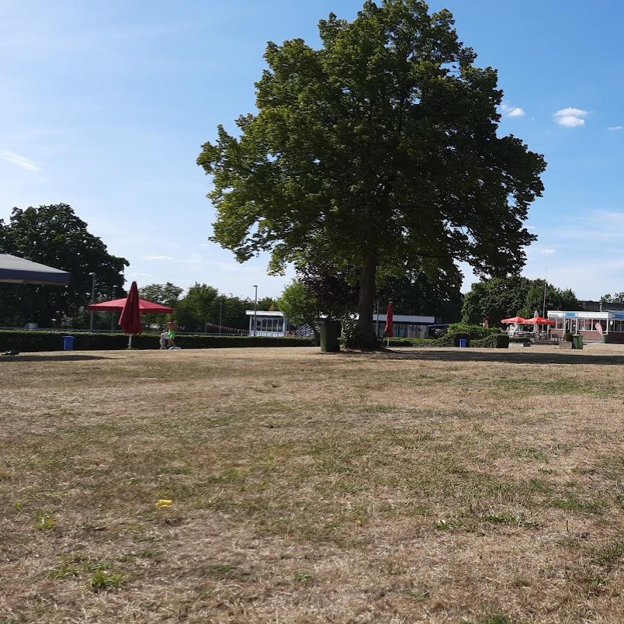Restaurant "Freibad Bistro Fallersleben" in Wolfsburg