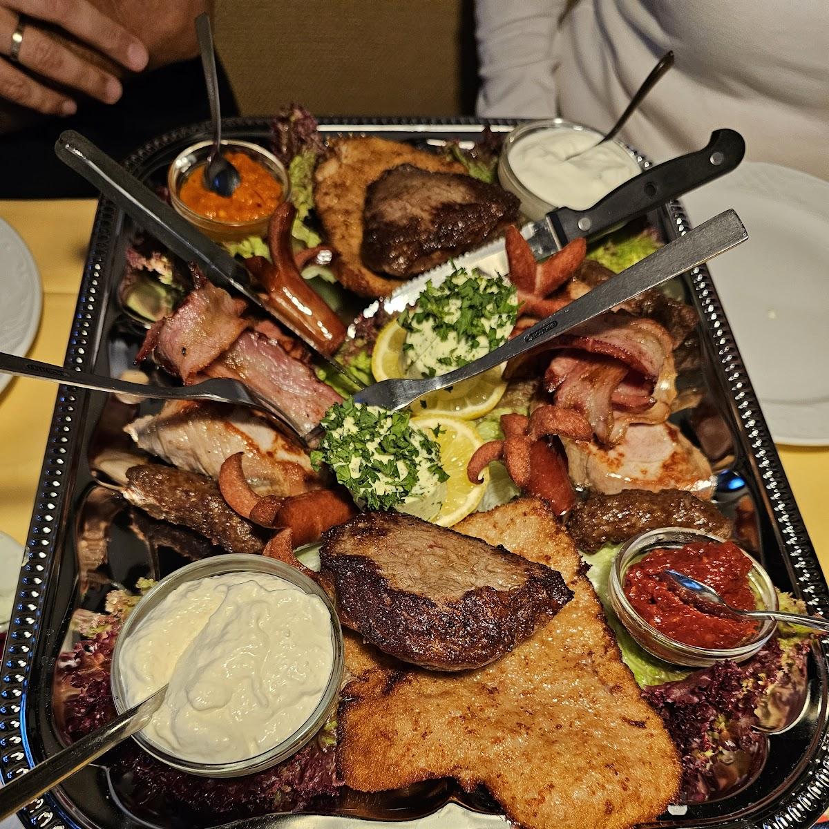 Restaurant "Bíergarten Hütt" in Baunatal