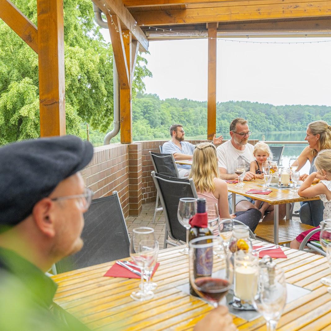Restaurant "Strandrestaurant Weisser See" in Wesenberg