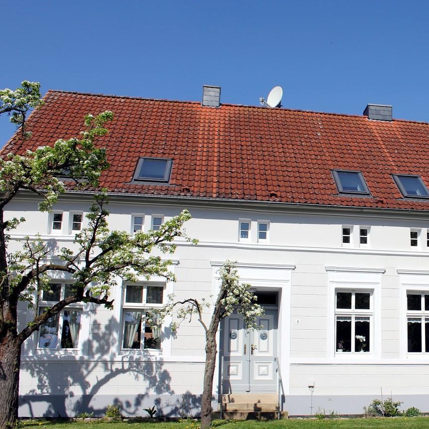 Restaurant "Kleines-Apfelparadies Ferienwohnung und B&B" in Rühstädt