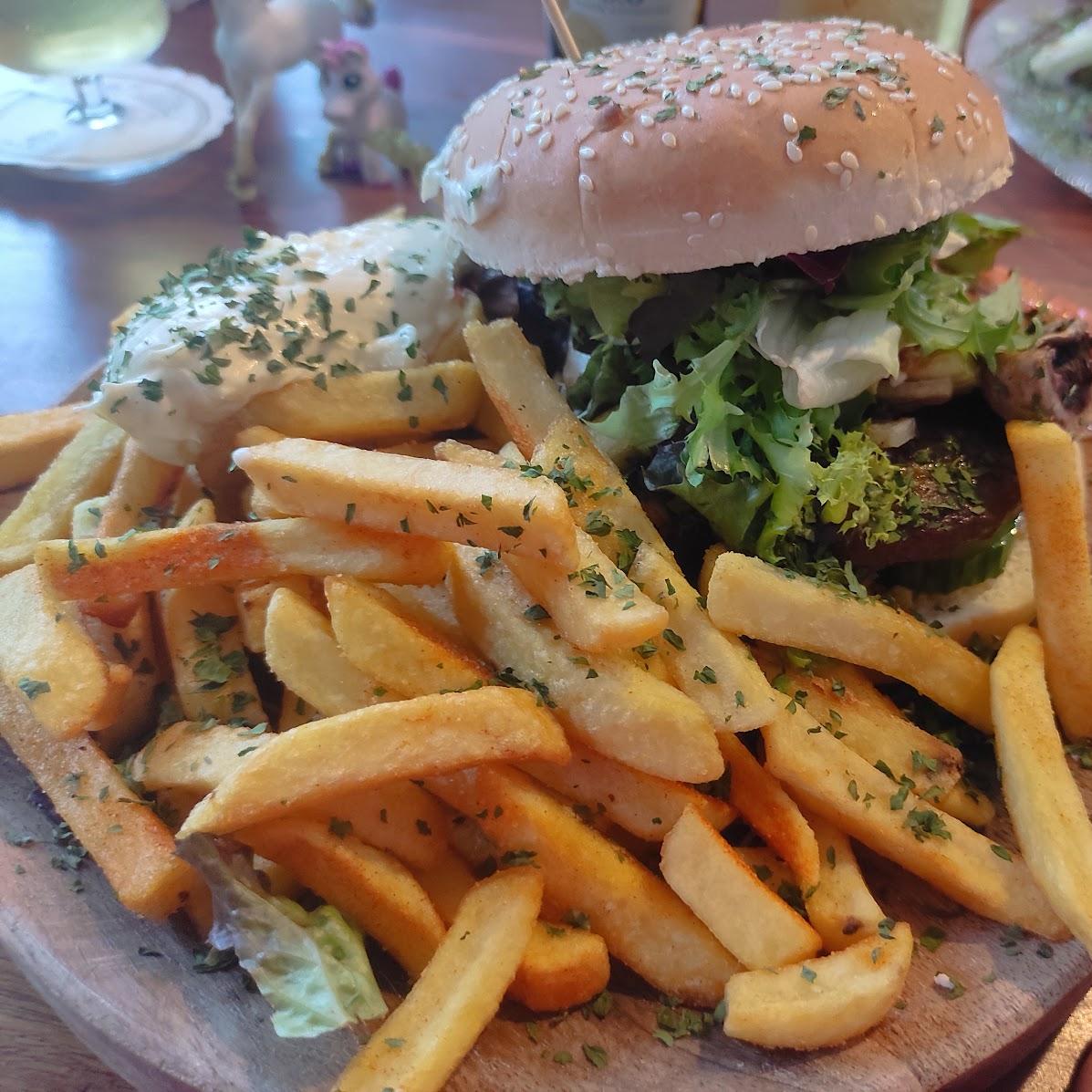 Restaurant "Burgschänke Hengebach" in Heimbach