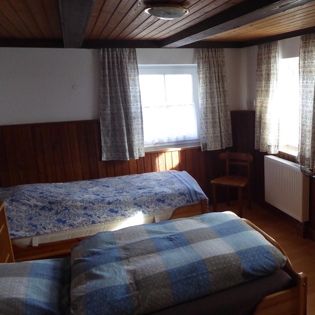 Restaurant "Ferienwohnungen Sippl" in Schwindegg