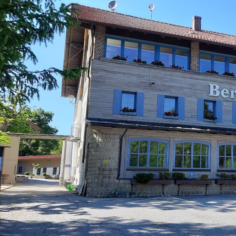 Restaurant "Berggasthof „Zur schönen Aussicht“" in Bogen