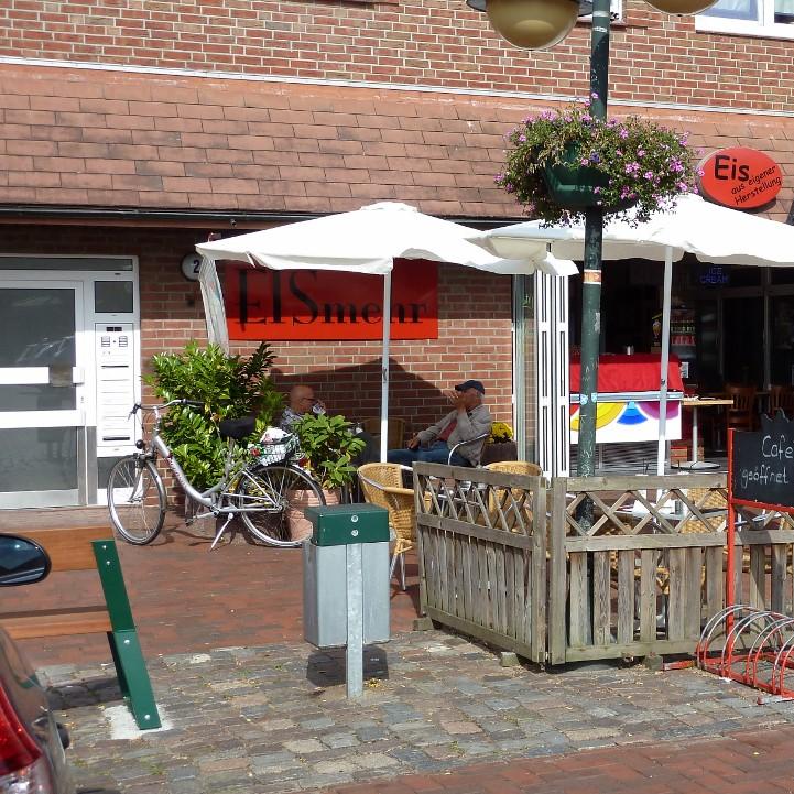 Restaurant "Eiscafé EISmehr" in Jork