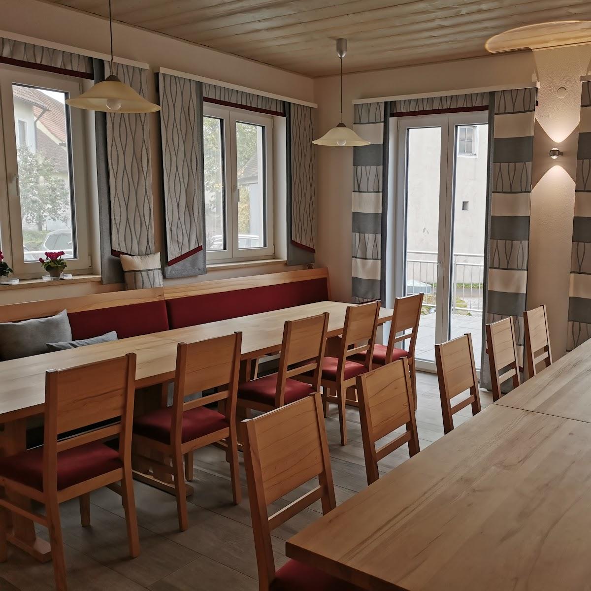 Restaurant "Gasthaus Linde Neubronn" in Weihenzell