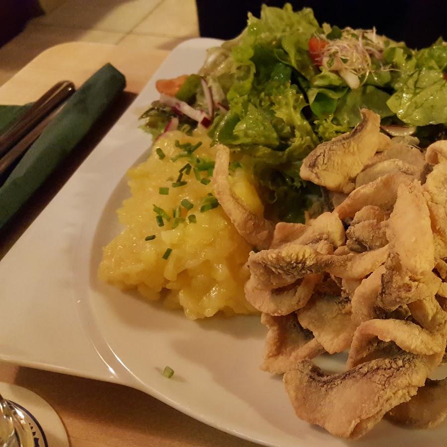 Restaurant "Gasthaus Rosenau" in  Erlbach