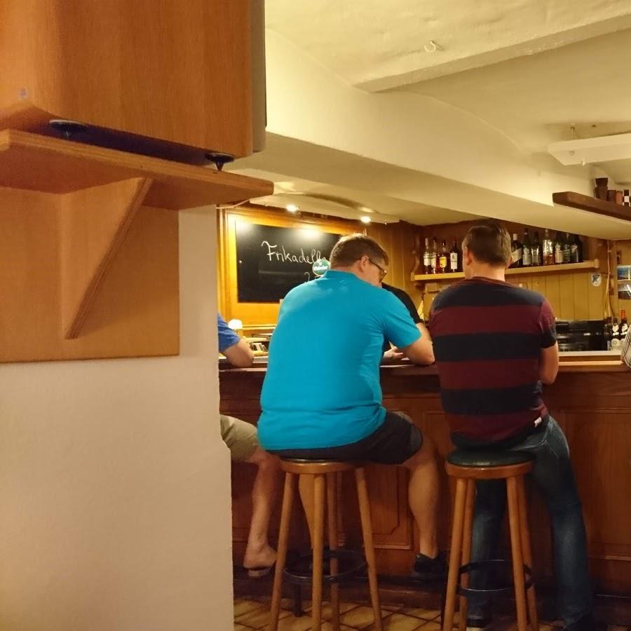 Restaurant "Rüdiger Sprink Gaststätte Beverkeller" in Dassel