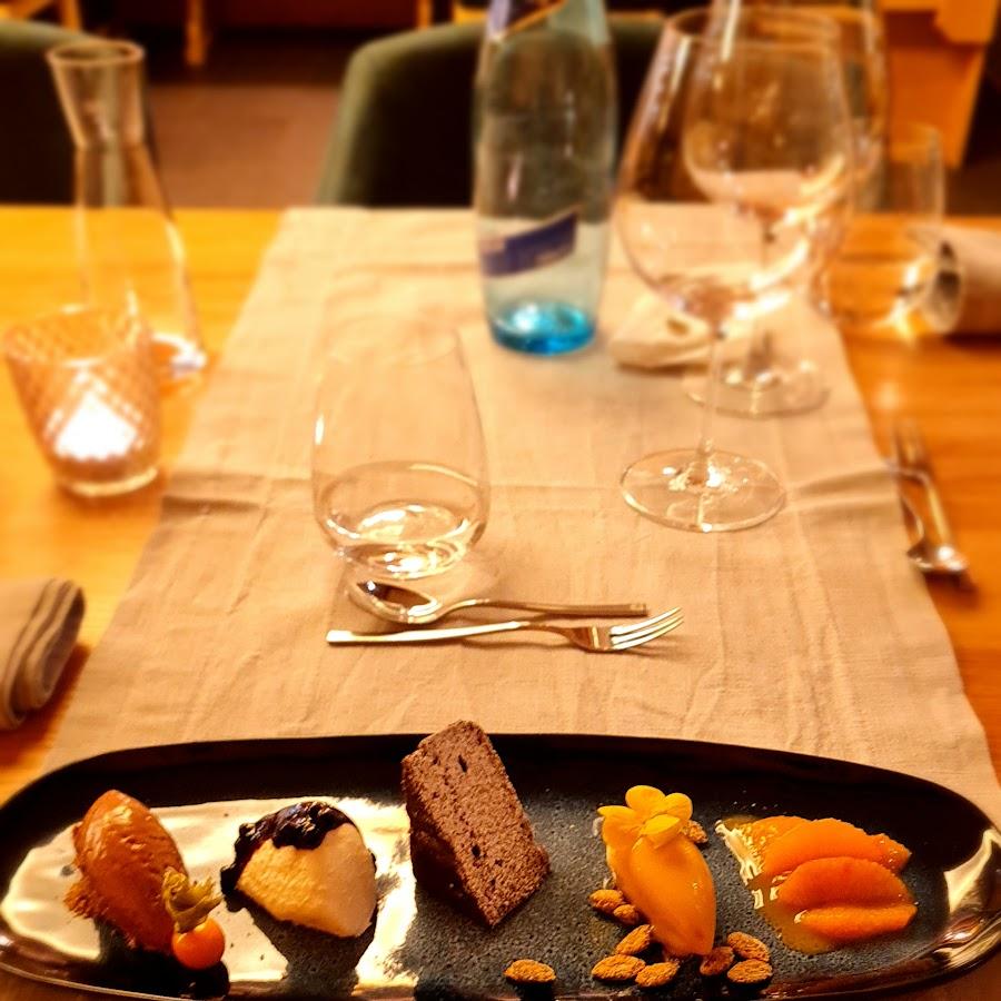 Restaurant "Restaurant D