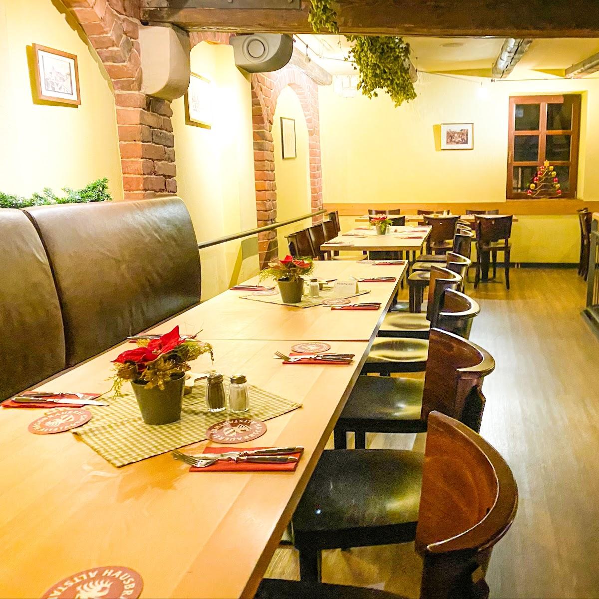 Restaurant "Hausbrauerei Altstadthof - Rotbierstüberl- Brauerei und Whiskydestillerie und Gastronomie" in Nürnberg