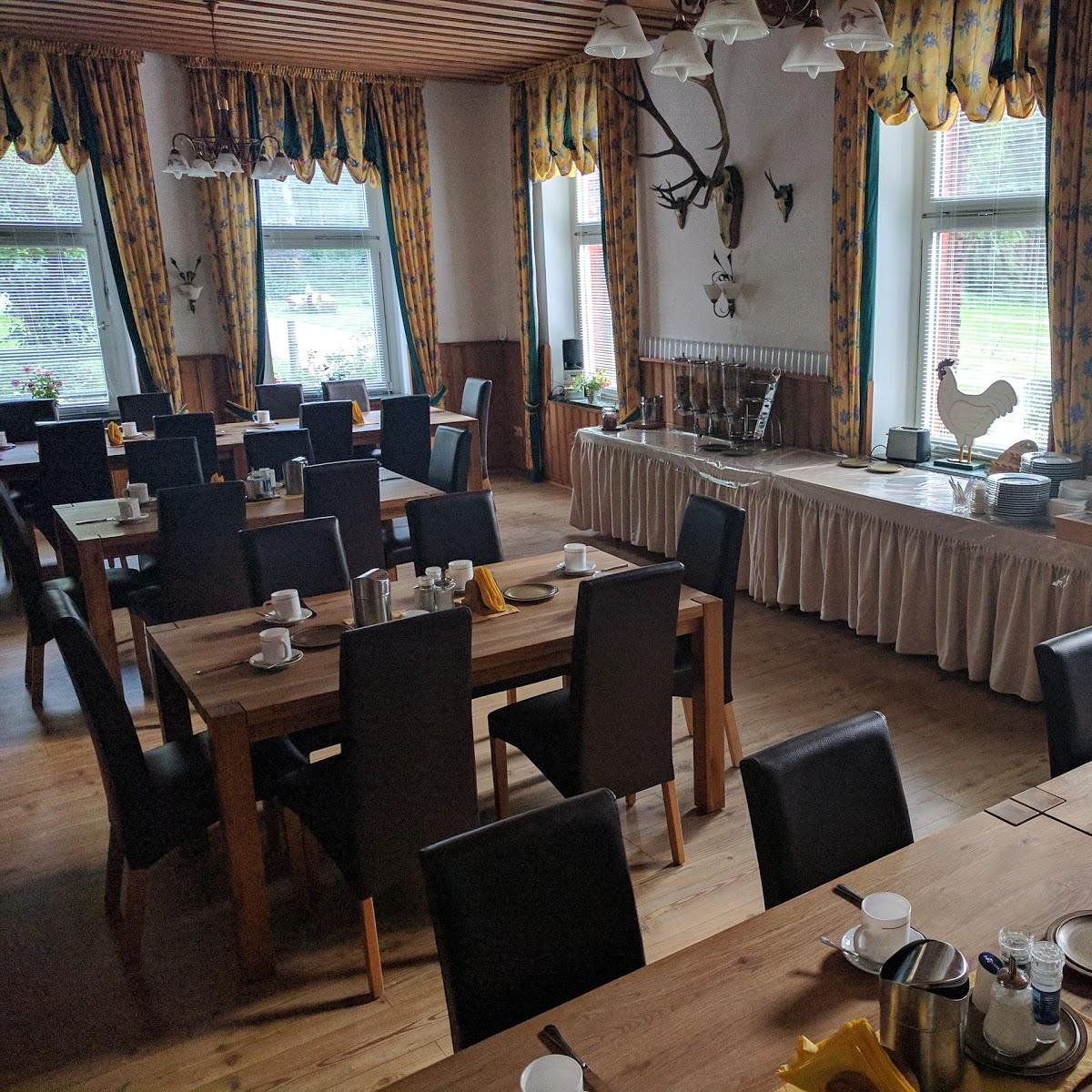 Restaurant "Motorrad Pension Externbrock" in Nieheim