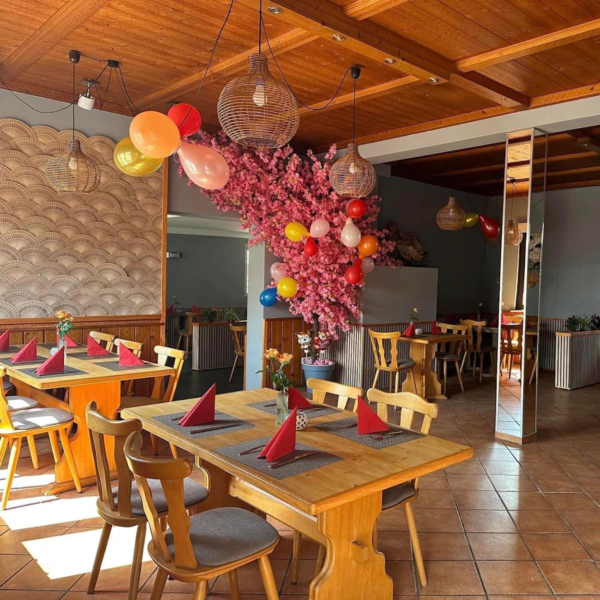 Restaurant "Hong Mi Asia" in Iffezheim