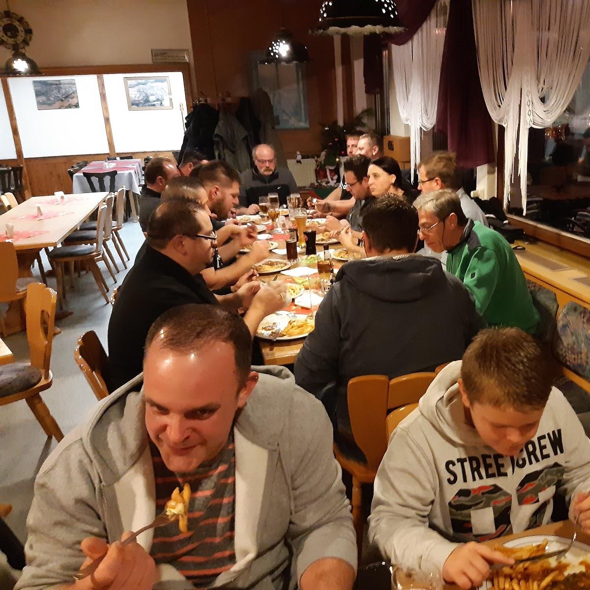 Restaurant "Landgasthof Zum Rosengarten" in Bornich