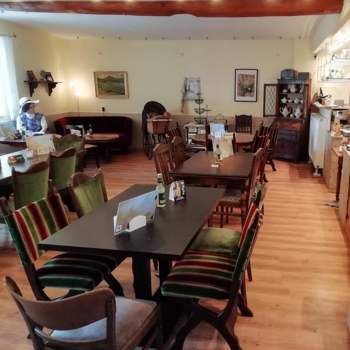 Restaurant "Café Nostalgie" in Impflingen