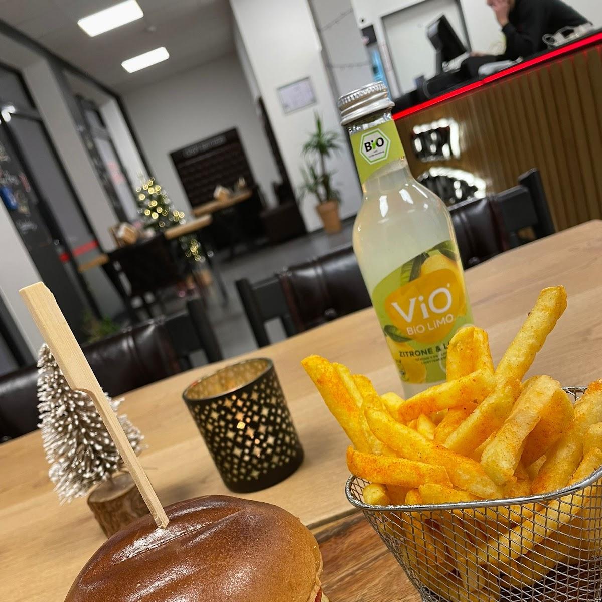 Restaurant "Crispy Brothers" in Papenburg