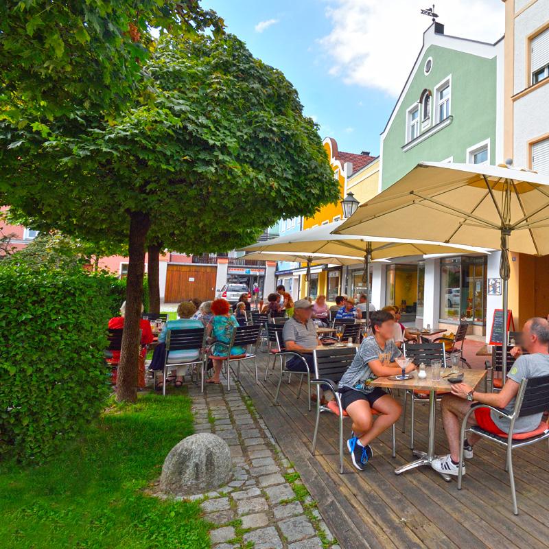 Restaurant "Eis & Café Venezia" in Dorfen