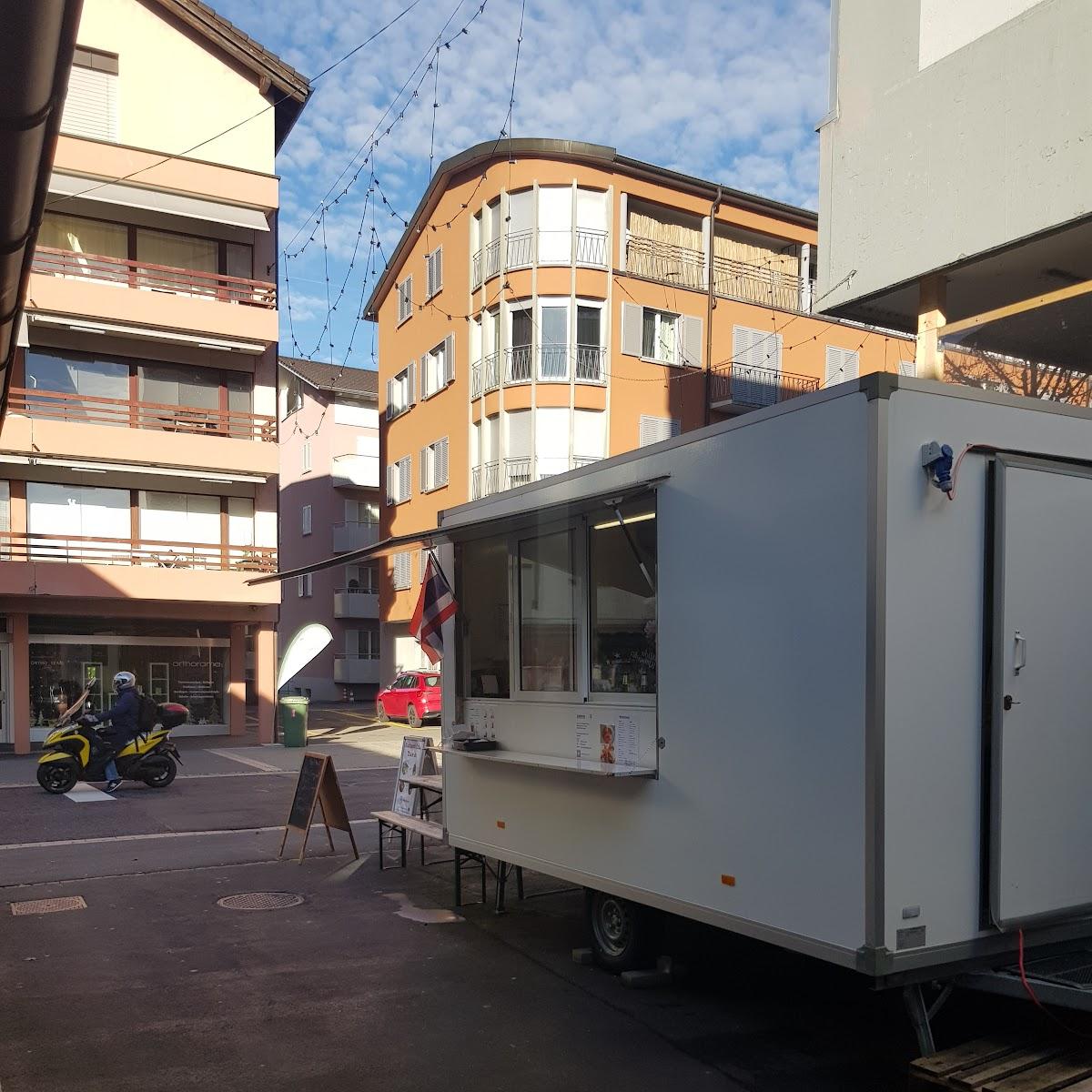 Restaurant "Authentic thai" in Baar