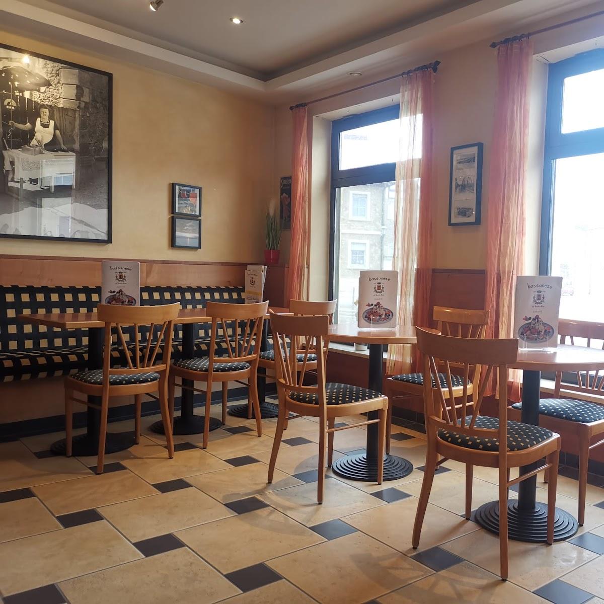 Restaurant "Eiscafe Endres" in Grafenrheinfeld