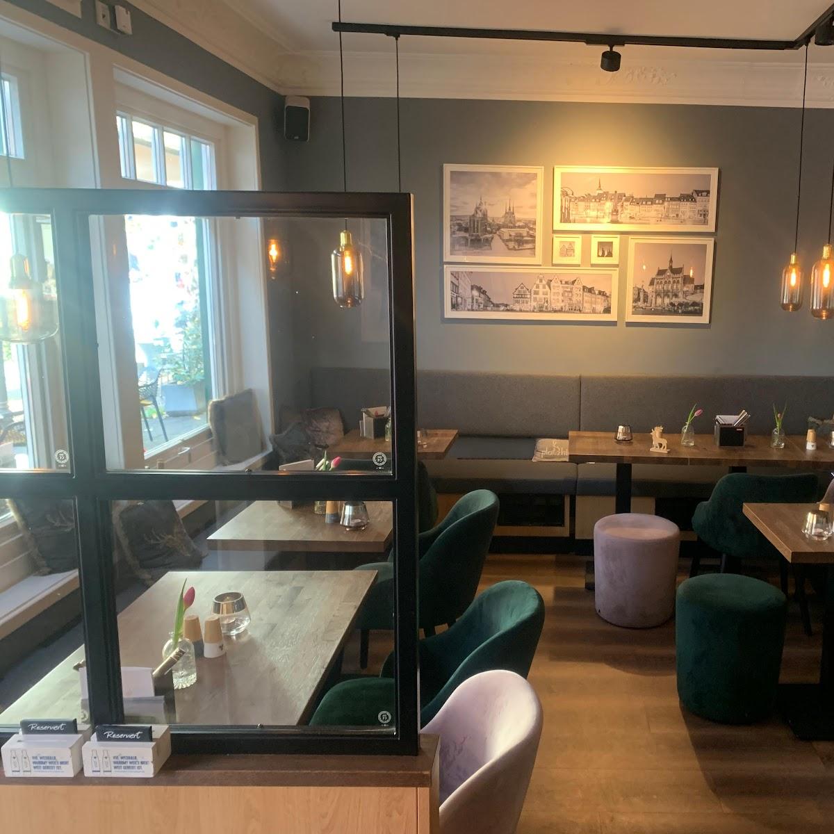 Restaurant "Restaurant, Café & Bar „Platzhirsch“" in Erfurt