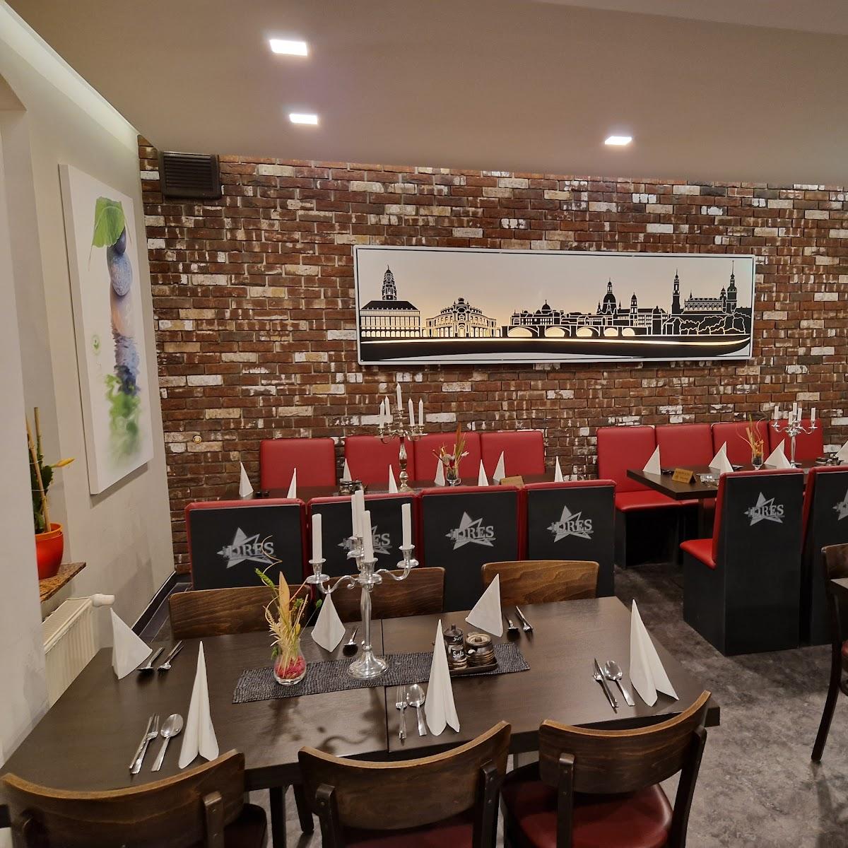 Restaurant "Uma Dres Restaurant" in Lichtenstein-Sachsen