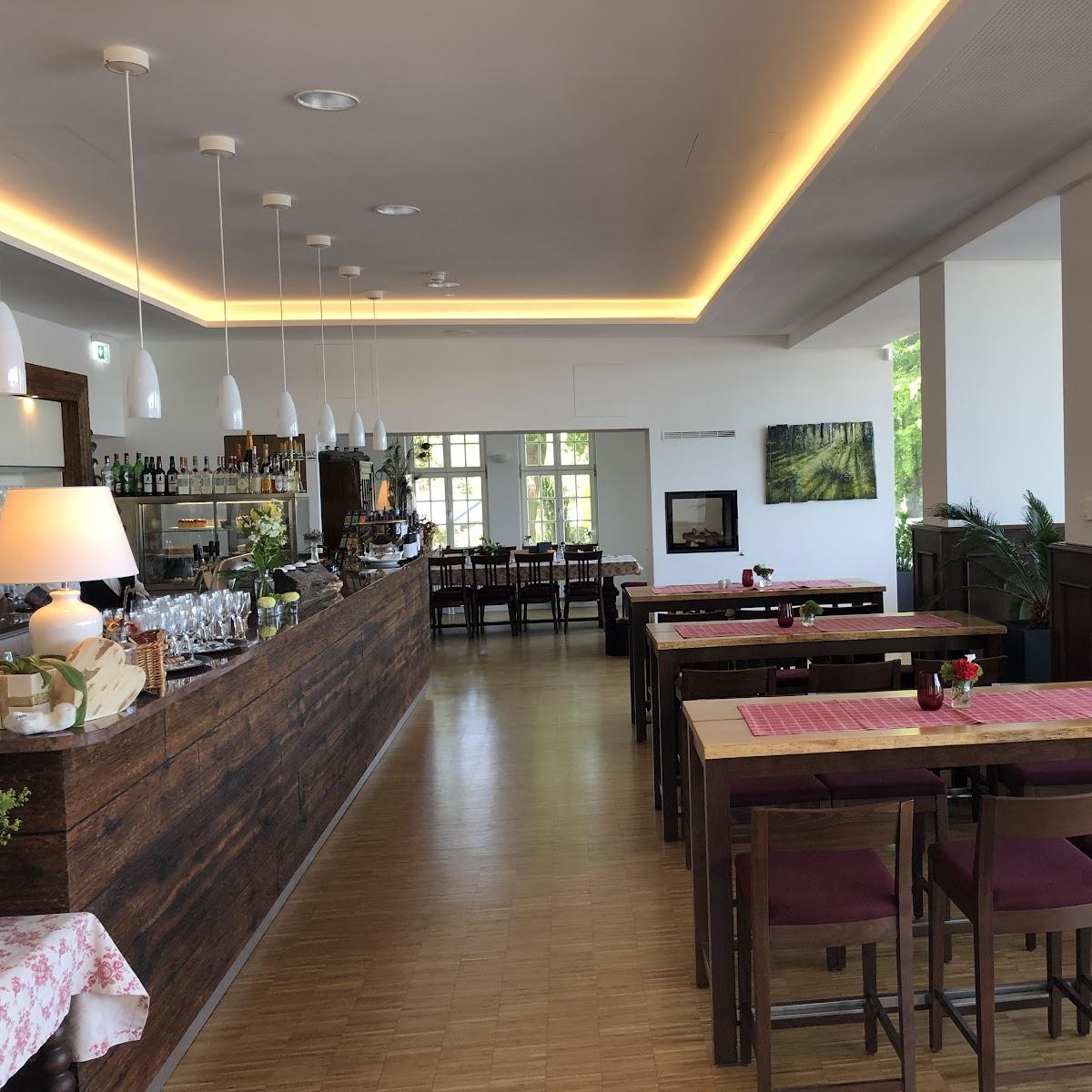 Restaurant "Villa am See - Klubhaus & Hafen" in Wildau