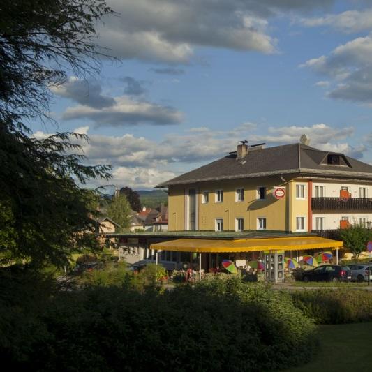 Restaurant "Kirchenwirt" in Velden am Wörthersee