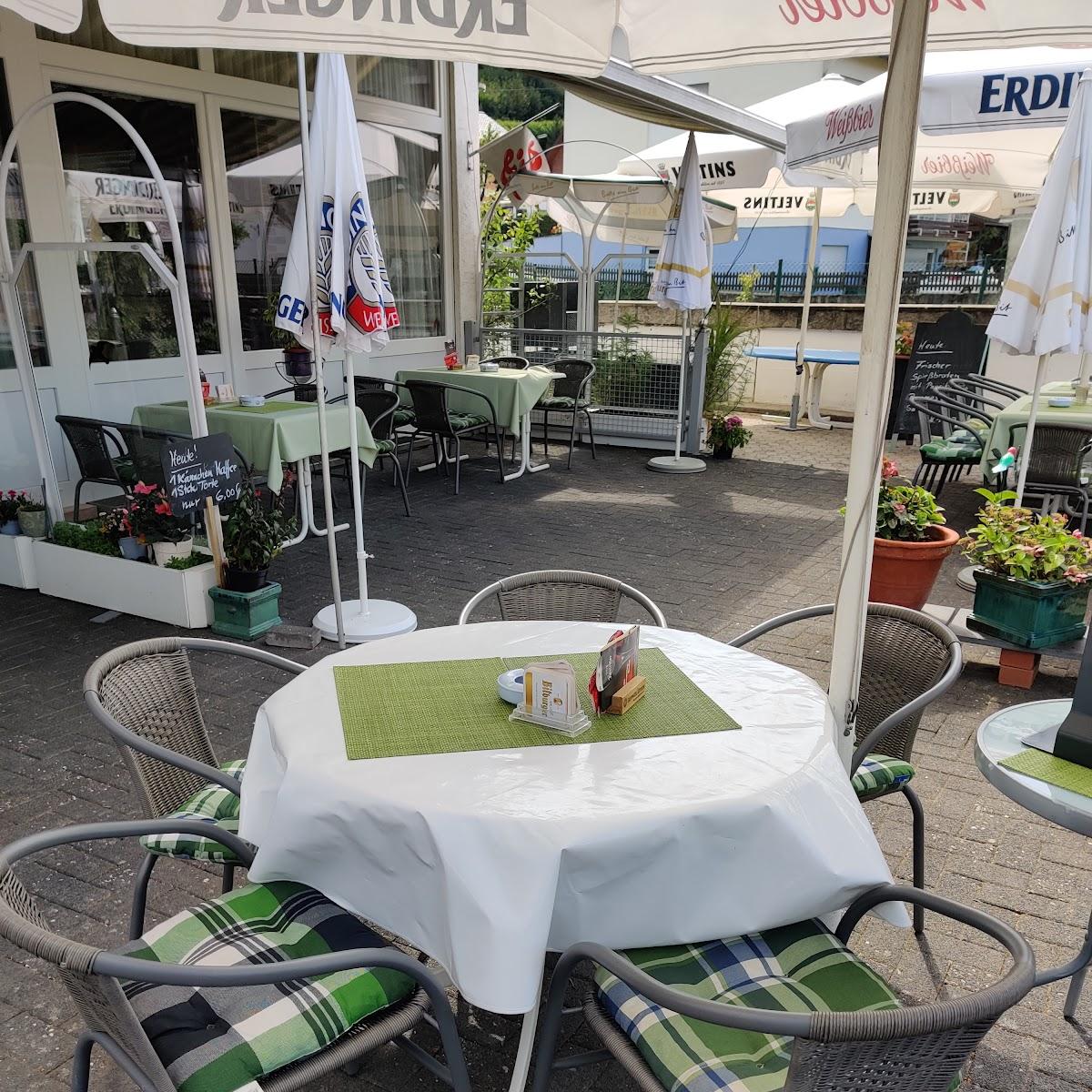 Restaurant "Gasthof Am Yachthafen" in Brodenbach