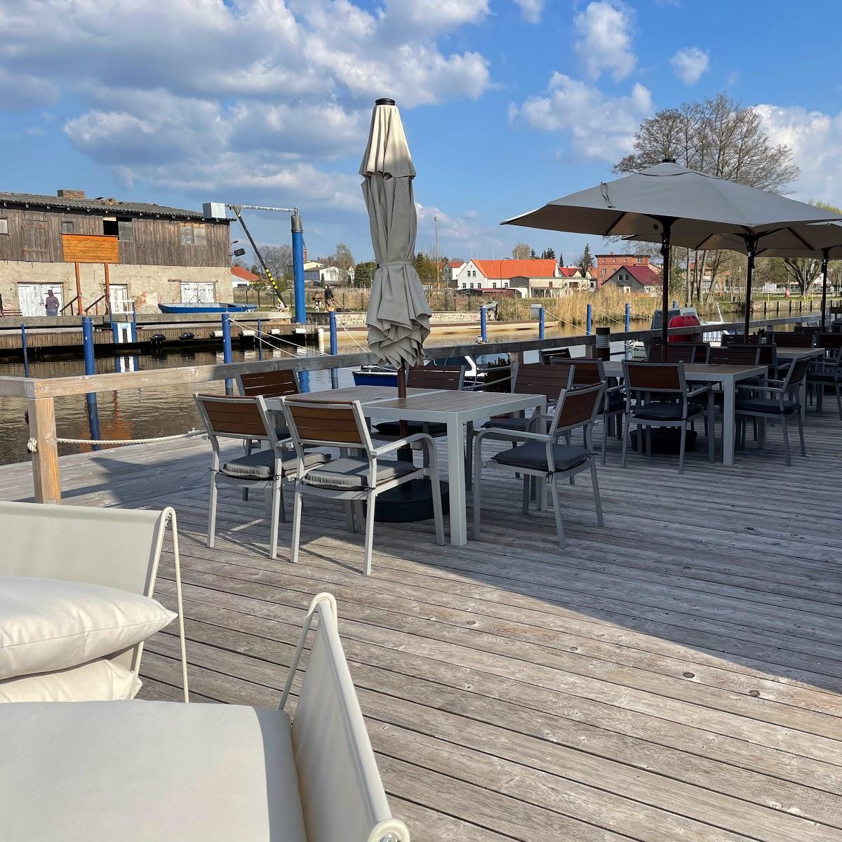 Restaurant "Hafenbar  - Restaurant & Camping - 2.Einfahrt - Direkt im Hafen, direkt am Wasser!" in Eggesin