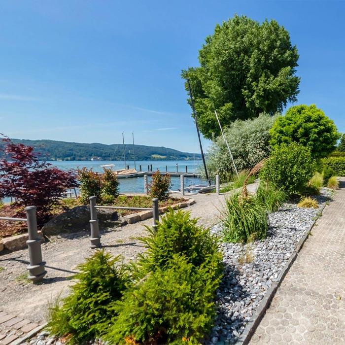 Restaurant "UFER 22 – Ihr Biergarten am Bodensee" in Gaienhofen