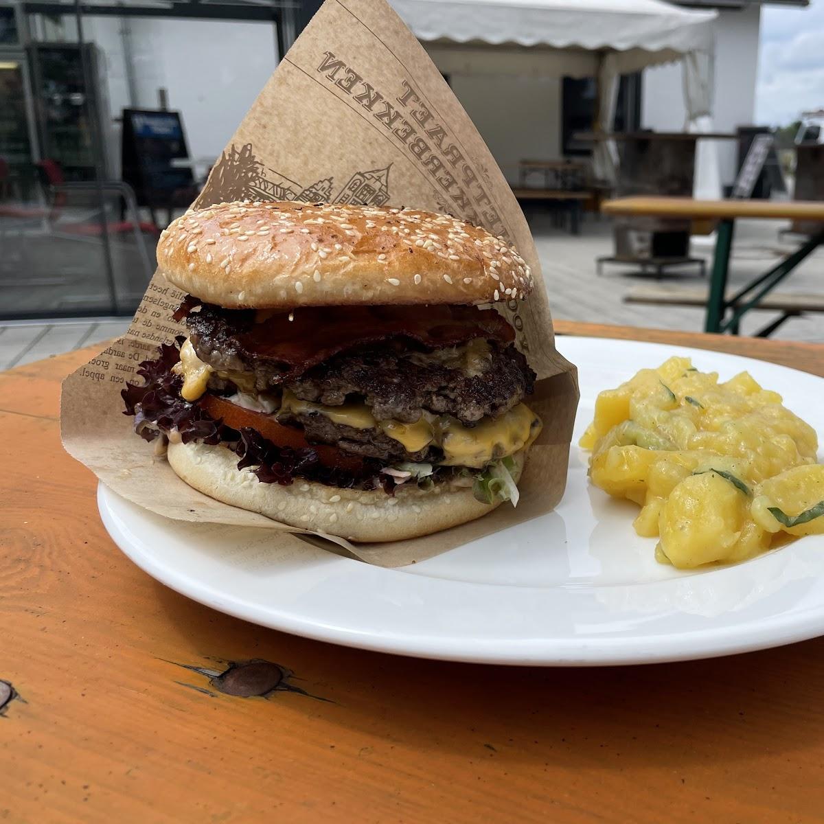 Restaurant "Roberts Grill Werk" in Poing