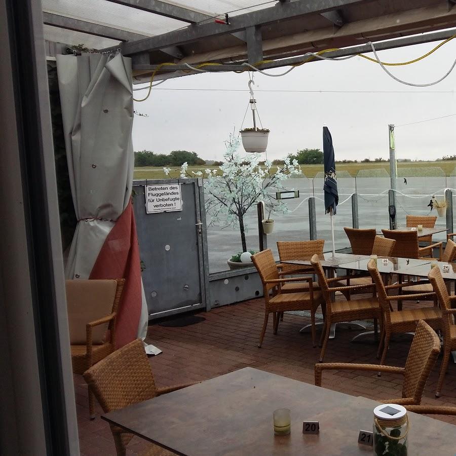 Restaurant "Cockpit am Flugplatz Pottschütthöhe" in  Rieschweiler-Mühlbach
