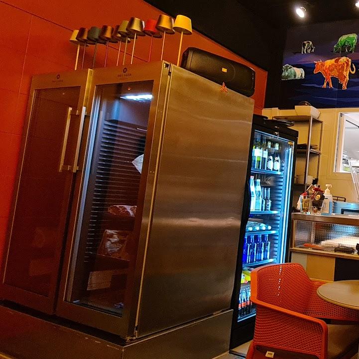 Restaurant "Fleisch Atelier" in Gröbenzell