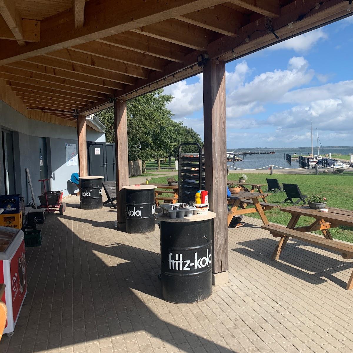 Restaurant "Hafen Dabitz" in Kenz-Küstrow