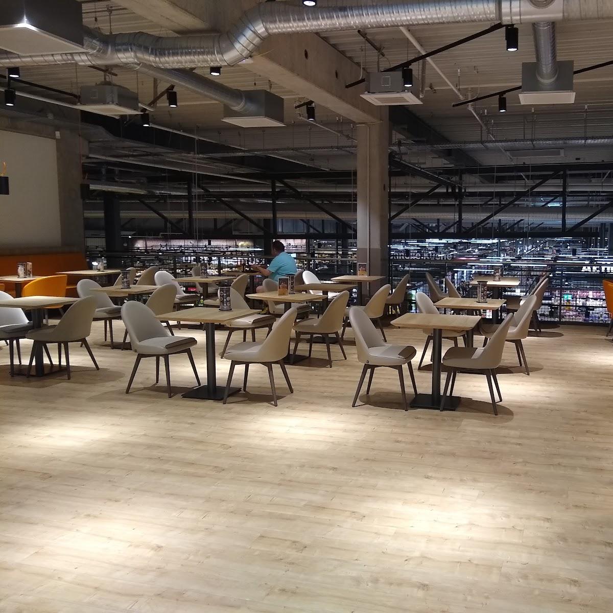 Restaurant "GLOBUS Restaurant" in Neunkirchen