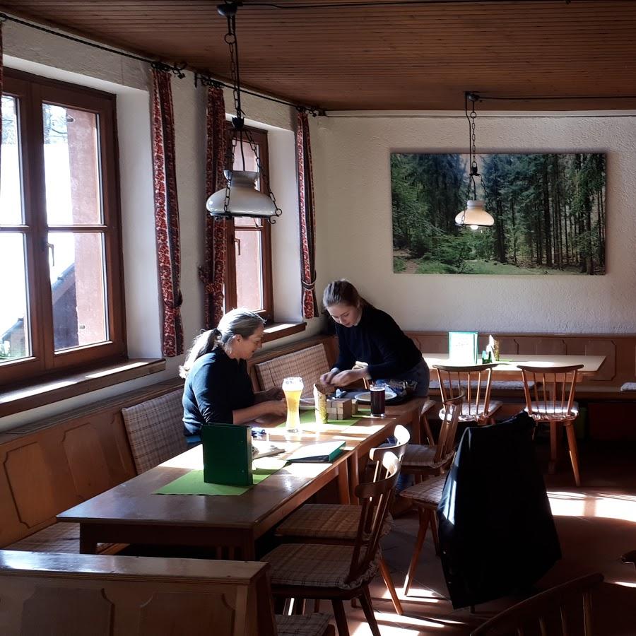 Restaurant "Nello Hütte" in Rhodt unter Rietburg