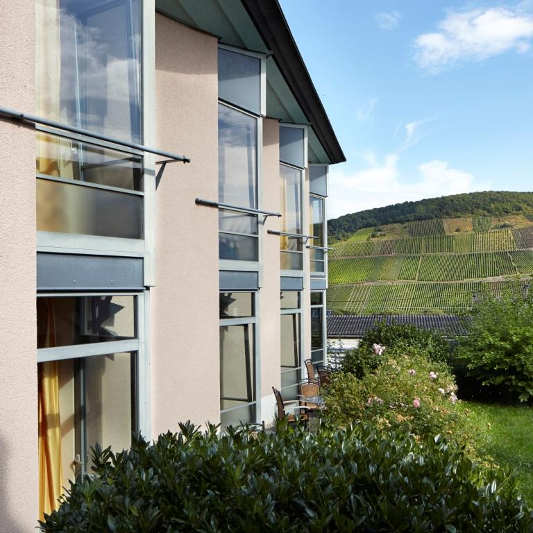 Restaurant "Weinberghotel Nalbach" in Reil