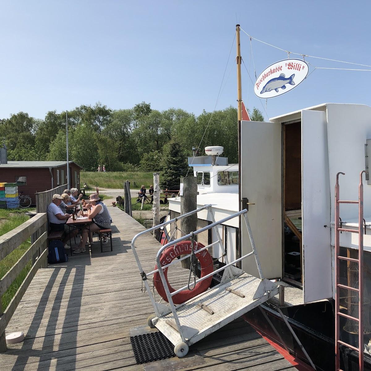 Restaurant "Fischbarkasse Willi" in Insel Hiddensee