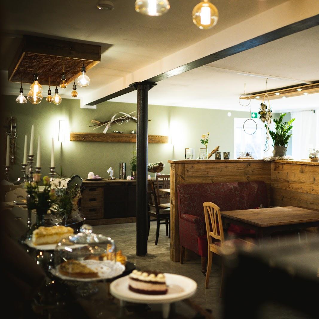 Restaurant "Biederwolfs Hofladen & Café ,,Zum Schmied“" in Pöttmes