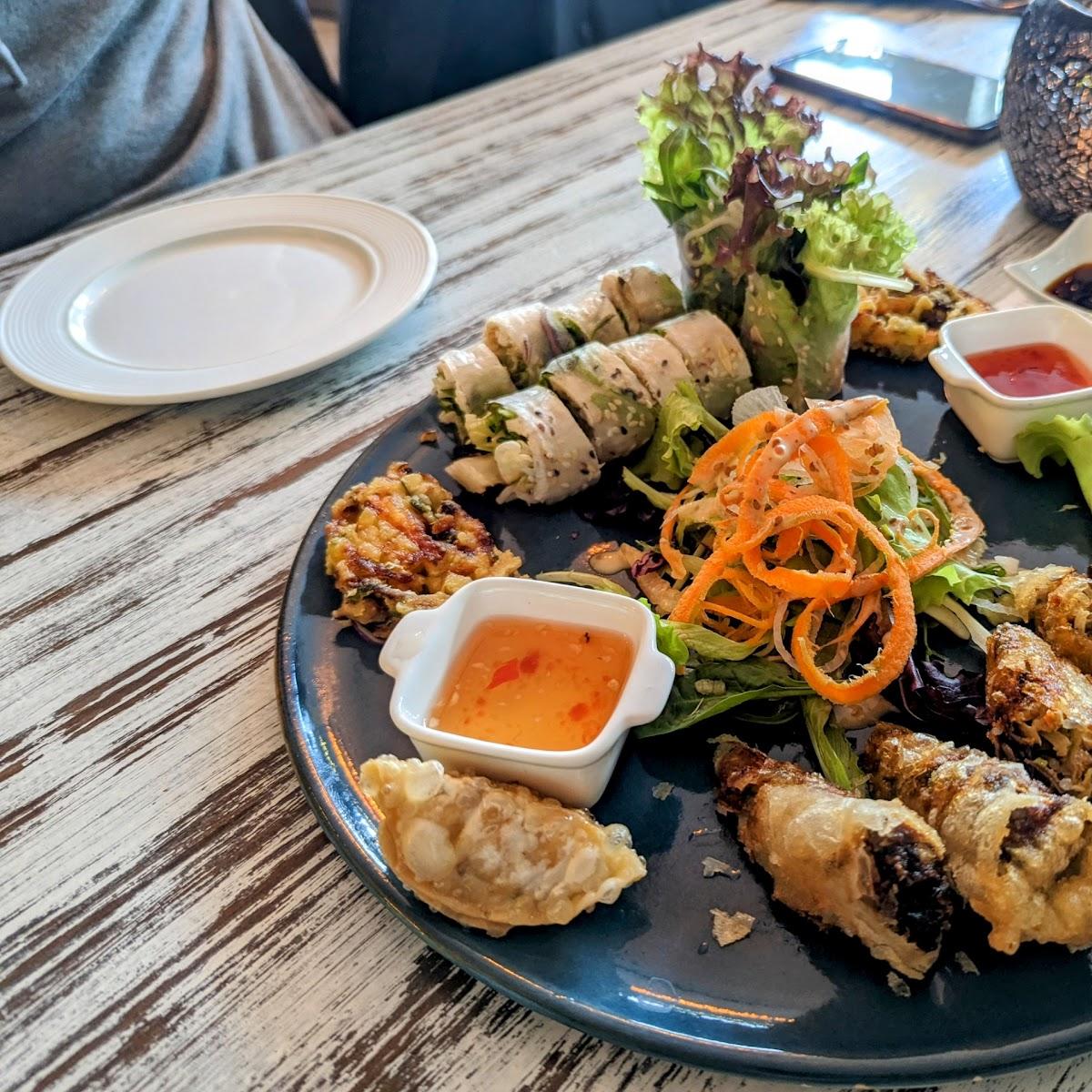 Restaurant "Nu Quisine - Vietnam Fusion Food and Sushi" in Langenfeld (Rheinland)