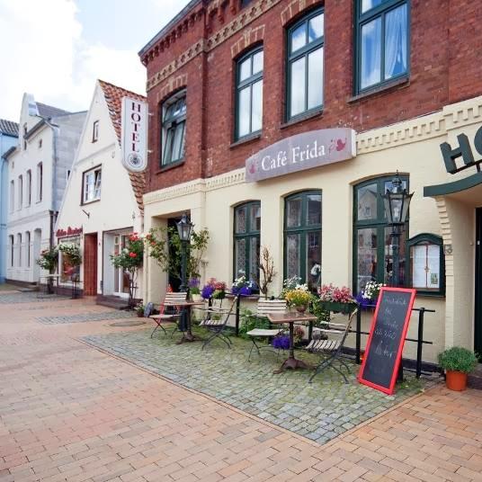 Restaurant "Hotel Café Frida" in Bredstedt