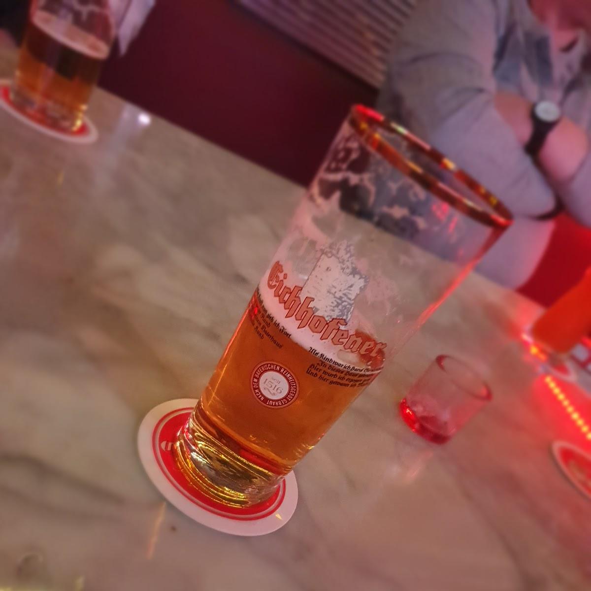 Restaurant "7 Days Cafe - Bar" in Neutraubling