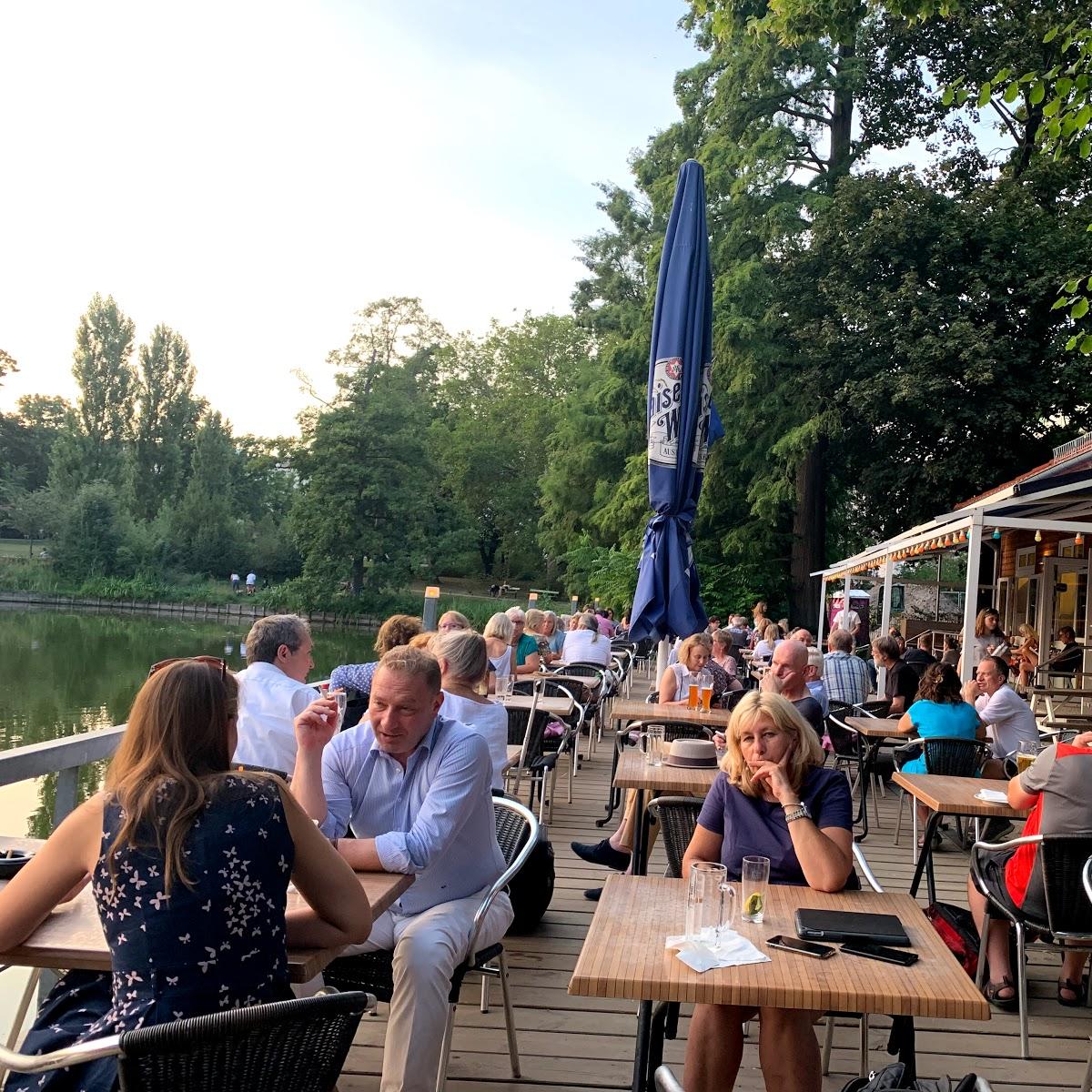 Restaurant "Bootshaus Stella am Lietzensee" in Berlin
