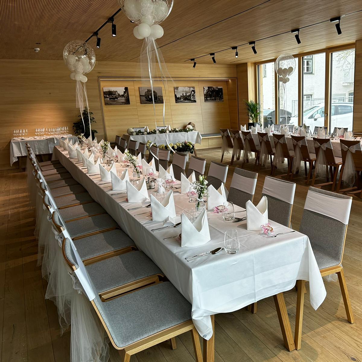 Restaurant "Gasthof Löwen-" in Legau