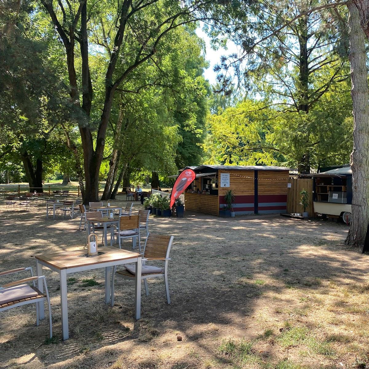 Restaurant "Kaffee-Äffchen Biergarten im Schlossgarten" in Dieburg